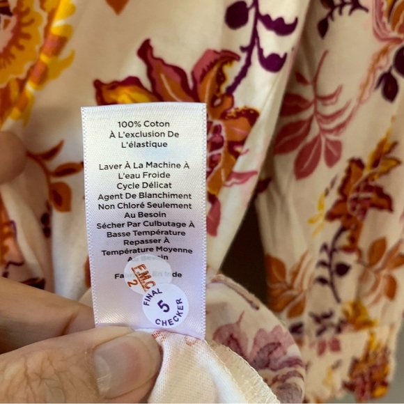 Talbots cotton cream split crewneck with long sleeve with Fall print. EUC Size L - Picture 9 of 9